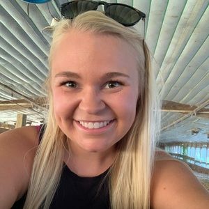 Meet your Posher, Brooke